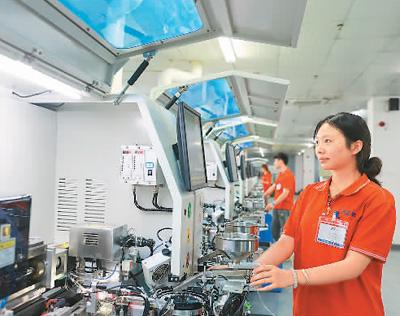 中國外貿展現韌性活力