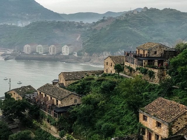 浙江溫嶺石塘漁村老石屋 像&ldquo;碉堡&rdquo;曾經(jīng)3000元一棟 現(xiàn)在數(shù)十萬(wàn)元買不到